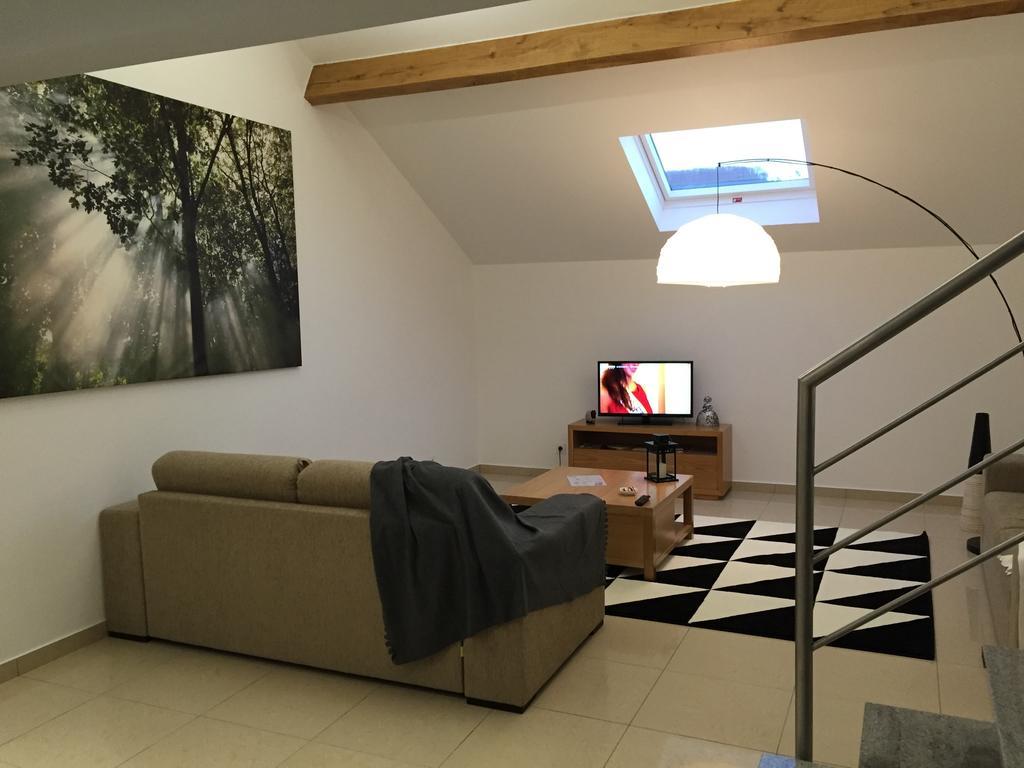 Gites Des Sablons Châtillon-sur-Marne Екстериор снимка